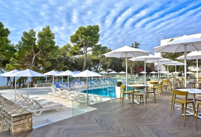 فندق Park Plaza Arena Pula