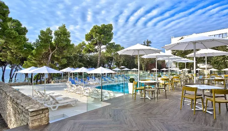 Отель Park Plaza Arena Pula