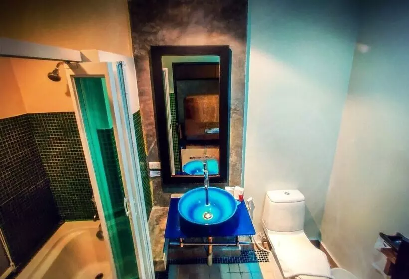 Отель Purimuntra Resort & Spa