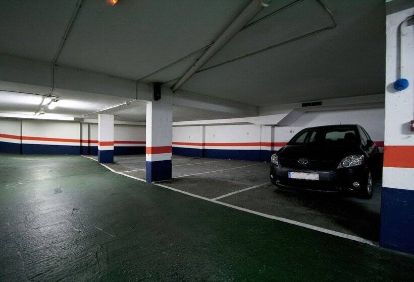 Отель Rey Fernando