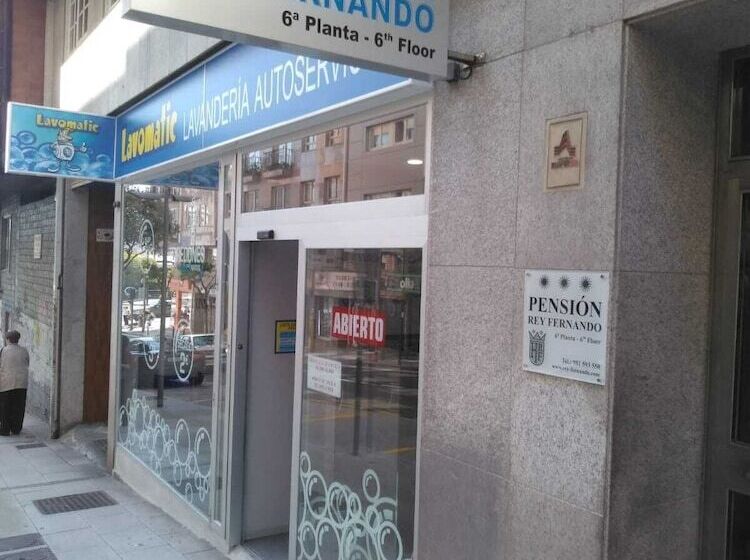 Отель Rey Fernando