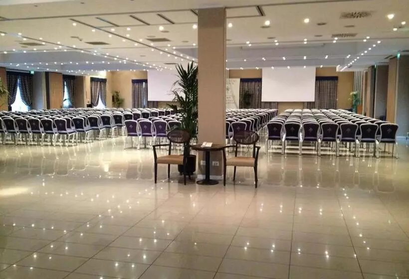 Savoia Hotel Regency