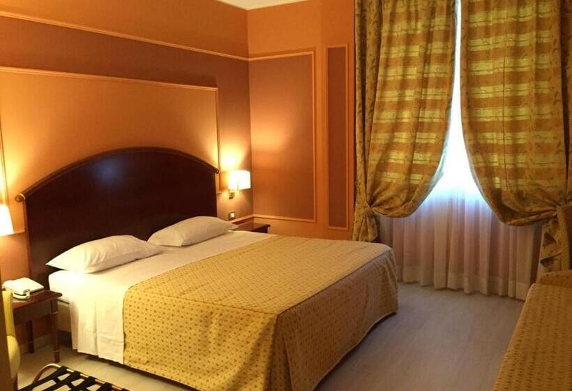 Savoia Hotel Regency