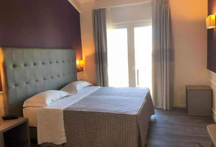 Savoia Hotel Regency