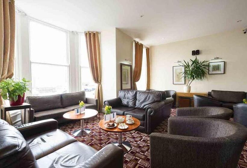 Отель The Chesterhouse