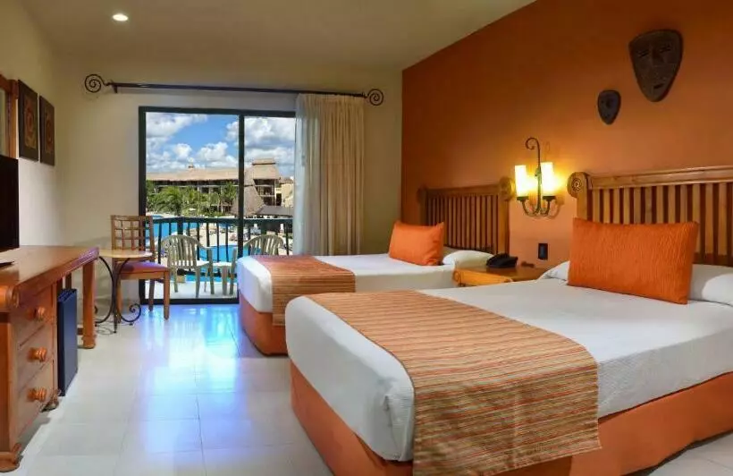 Курорт Catalonia Yucatan Beach - All Inclusive