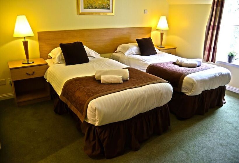 Hotel Bridge Of Cally