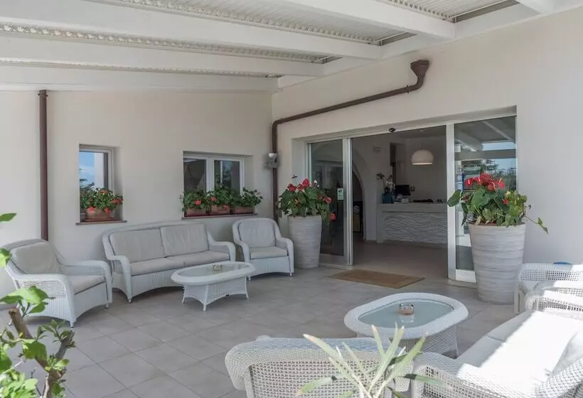 Отель Cala Reale