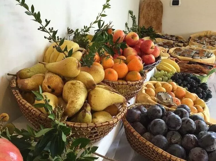 Отель Cala Reale