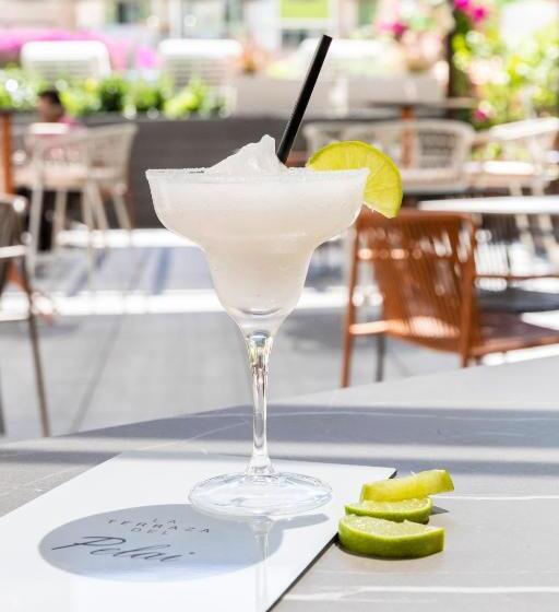 Отель Catalonia Ramblas 4* Sup