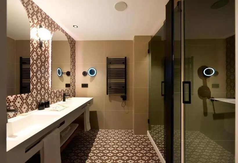 Hotel Catalonia Ramblas 4* Sup