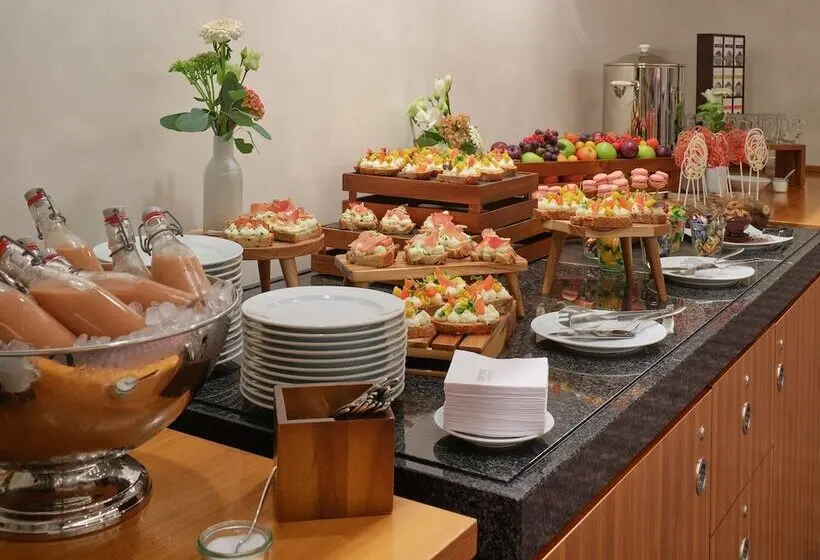 Hotel Dorint Kurfurstendamm Berlin