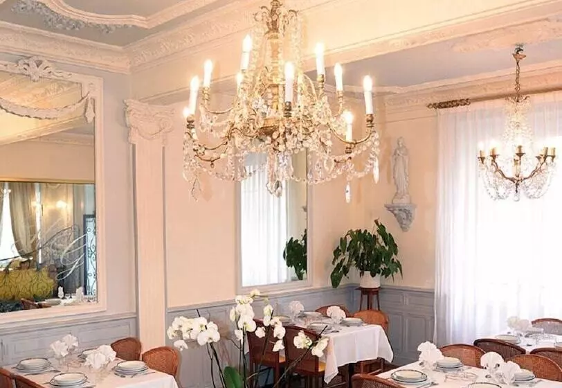 Hotel Gloria Et Avenue