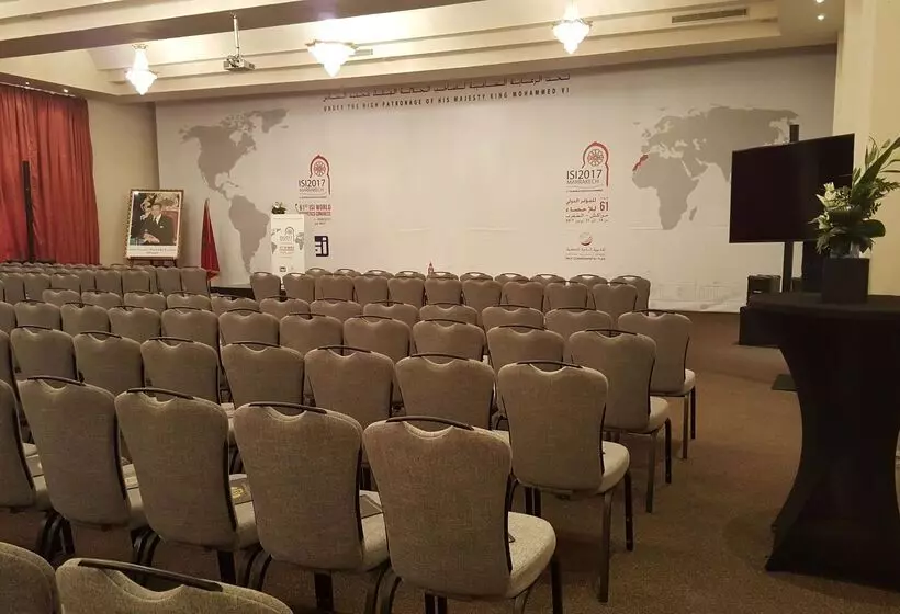 هتل Grand Mogador Menara & Spa