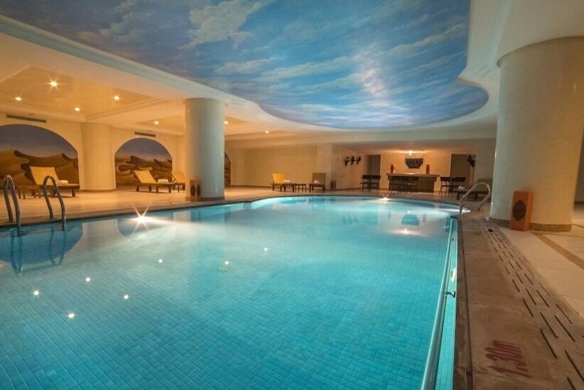 酒店 Grand Mogador Menara & Spa