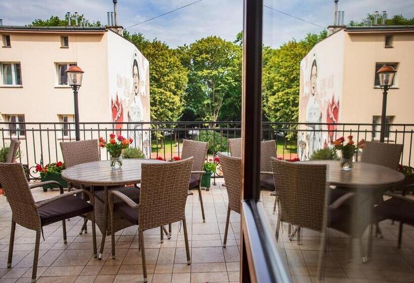 هتل Hubertus Rzeszów