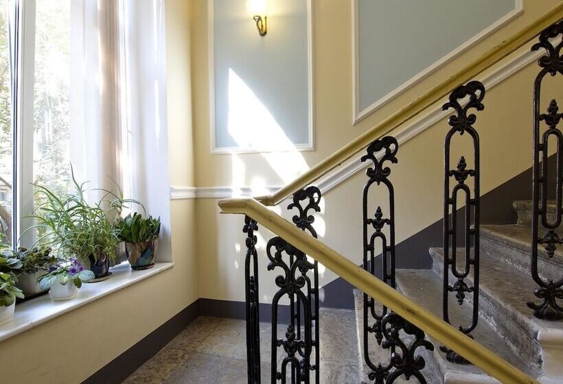 בית מלון כפרי Nevsky Aster