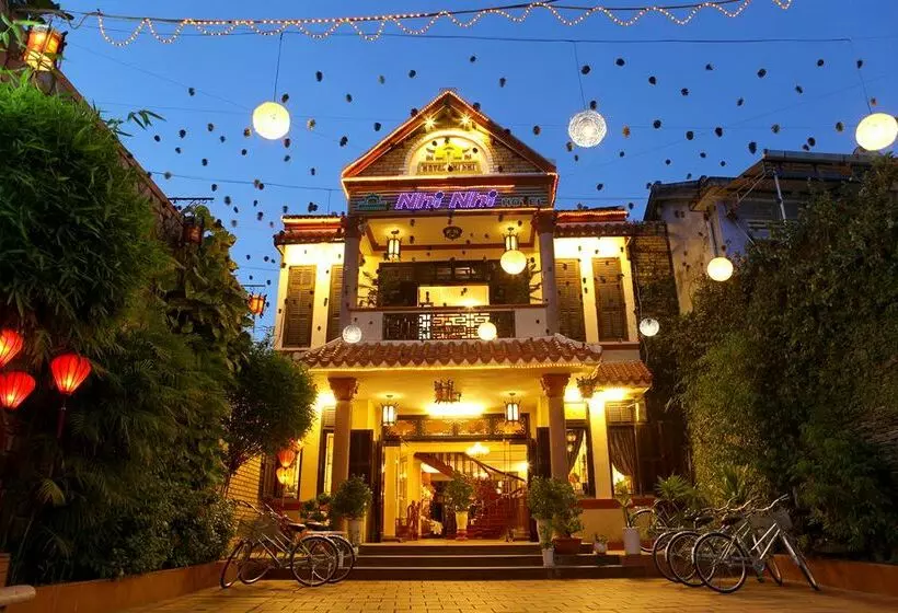 ホテル Hoi An Nhi Nhi