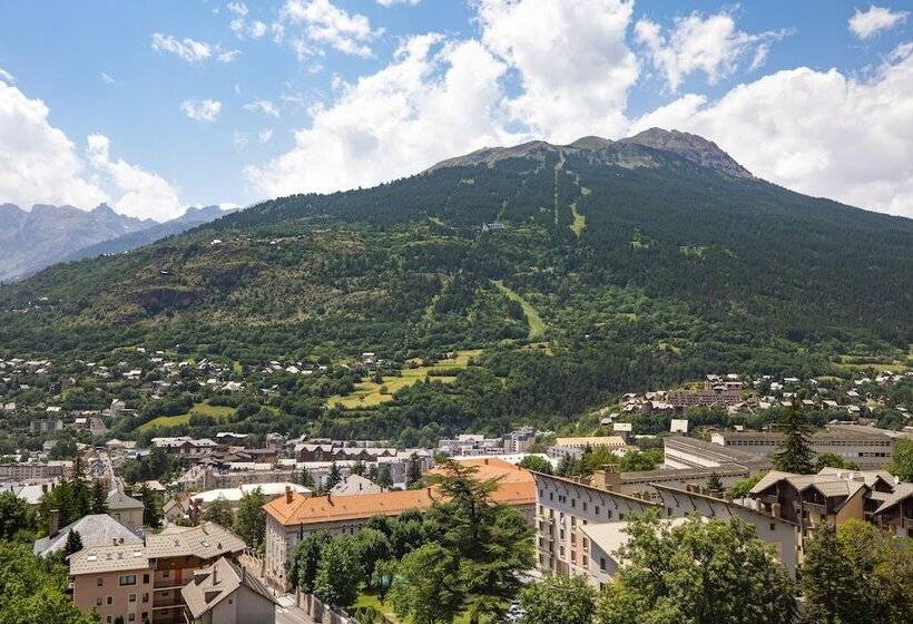 Sowell Hotels Le Parc & Spa