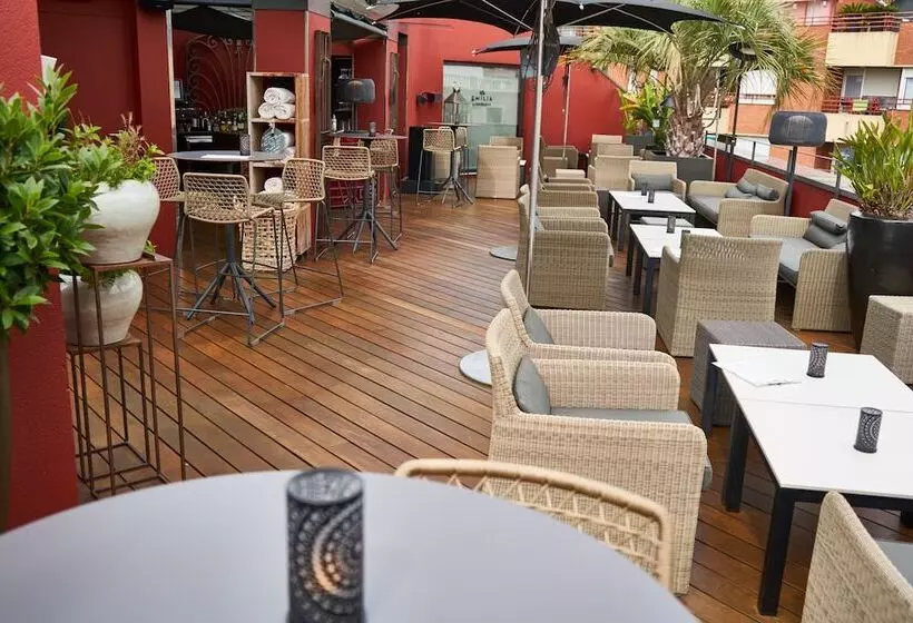 Отель Villa Emilia