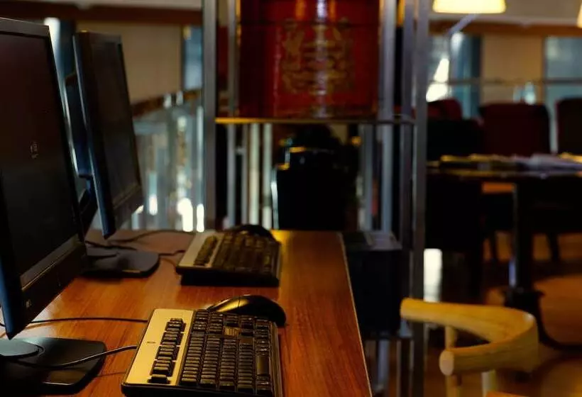 Отель Villa Emilia