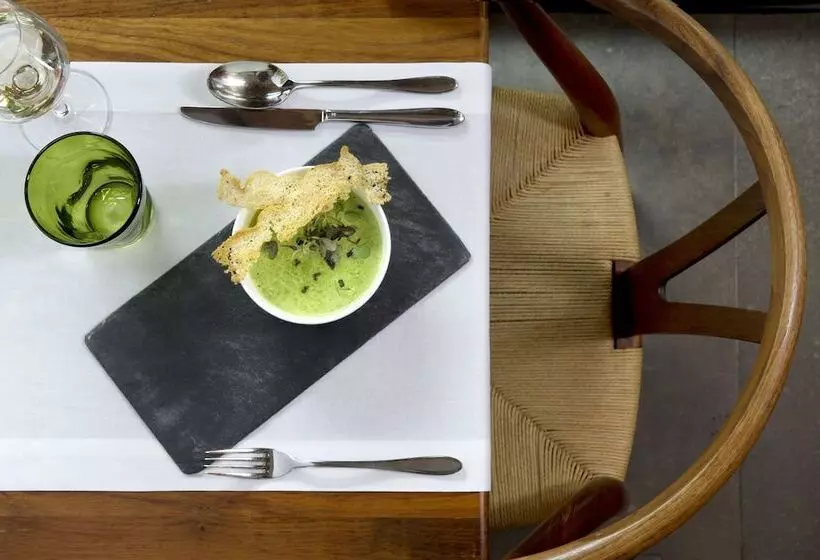 Отель Villa Emilia