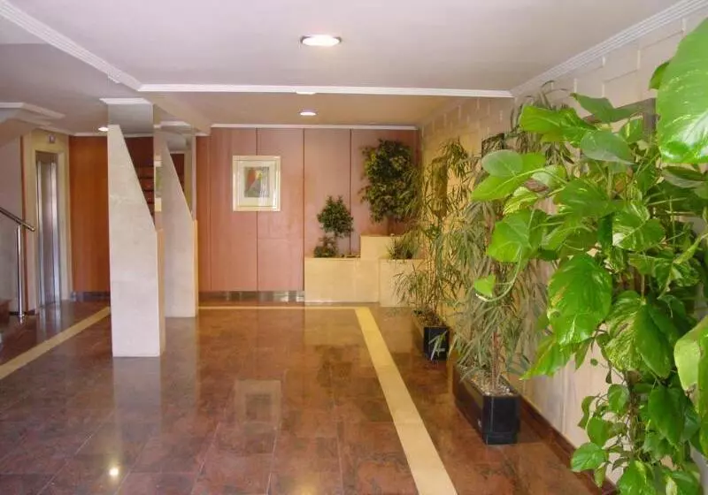 Apartamentos Torre Yago