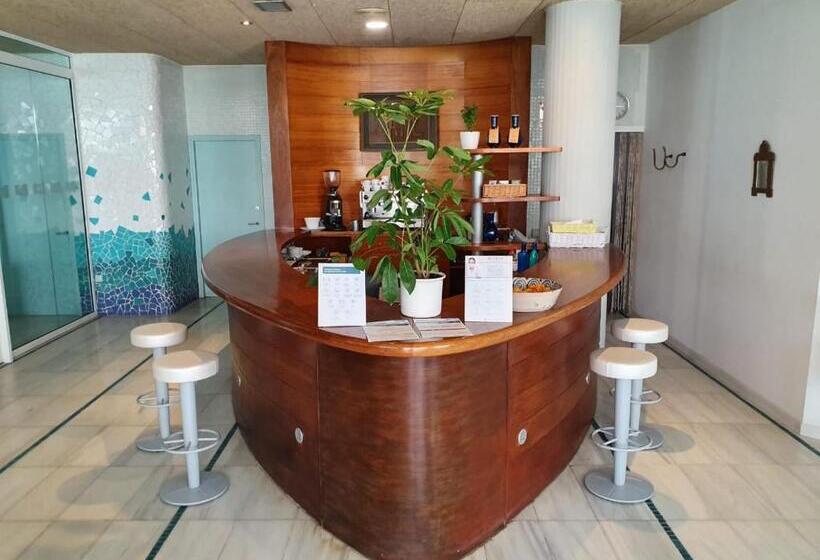 ホテル & Apartaments Thalassa Sport & Spa