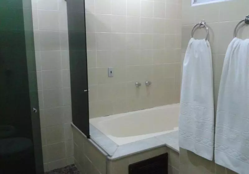 ホテル Crillon Palace