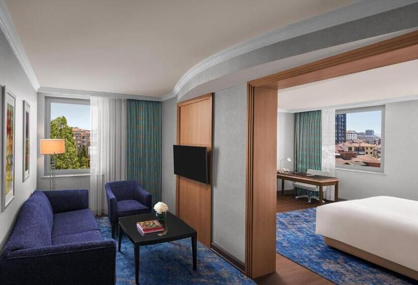 ホテル Divan Ankara