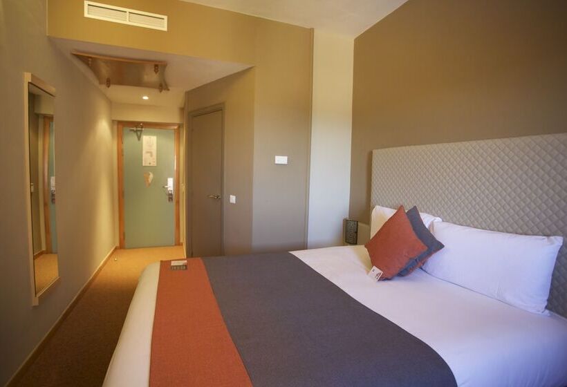 בית מלון כפרי Ibis Ouarzazate Centre