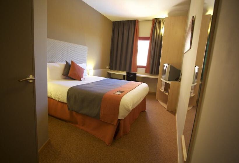 בית מלון כפרי Ibis Ouarzazate Centre