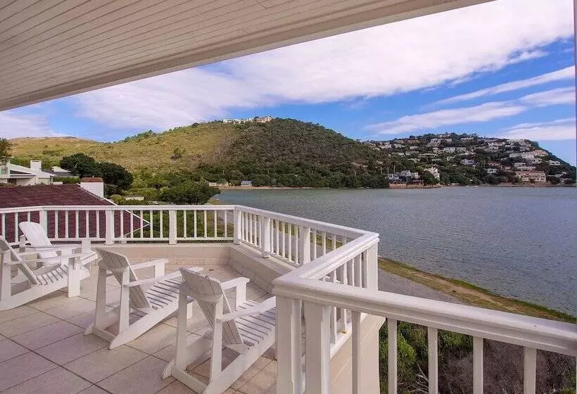 Отель Isola Bella Guest House