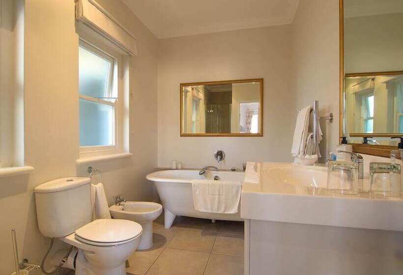 בית מלון כפרי Isola Bella Guest House