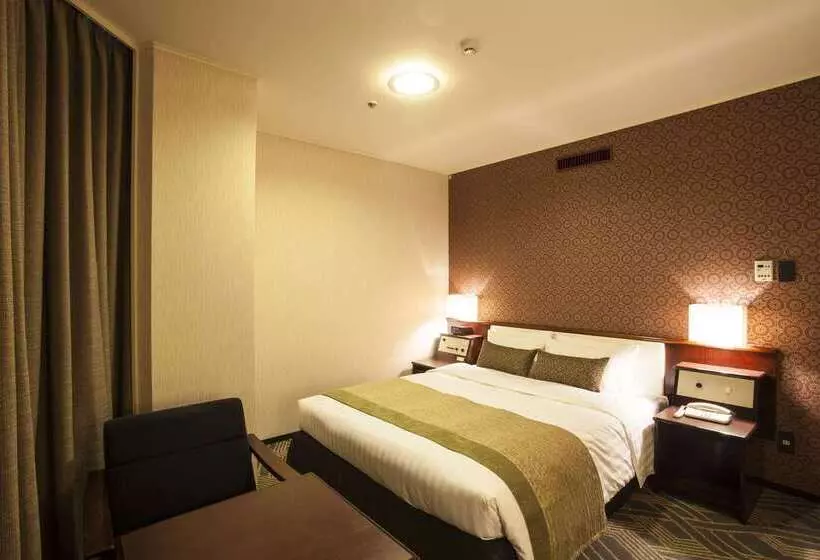 Отель Kanazawa Tokyu