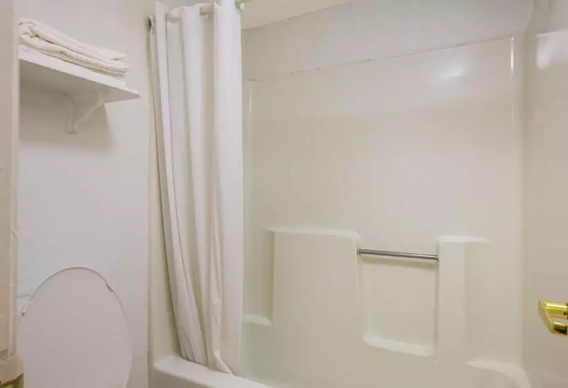 ホテル Super 8 By Wyndham Savannah