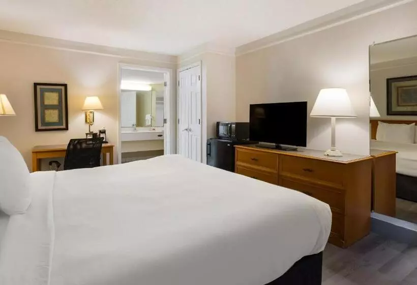 ホテル Super 8 By Wyndham Savannah