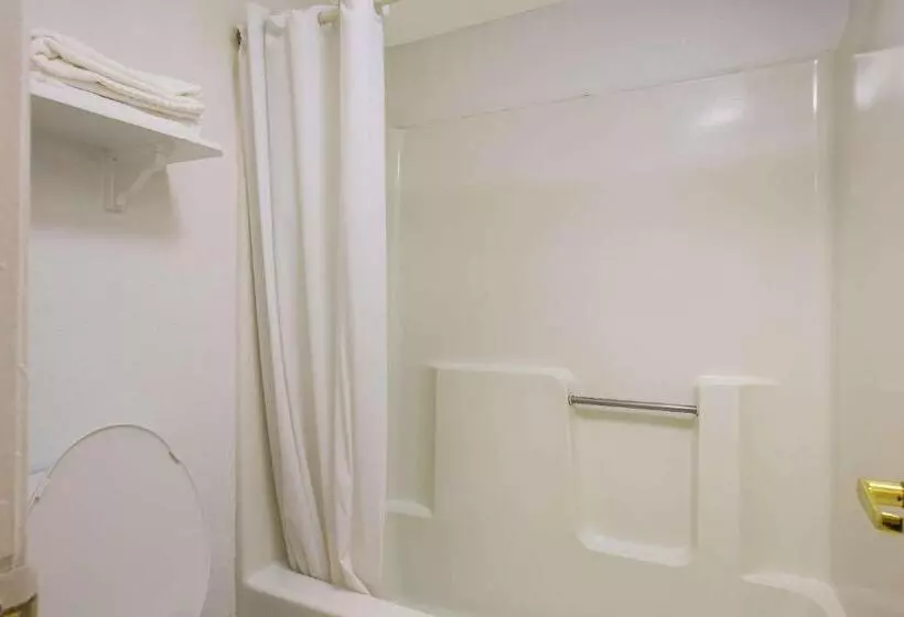 ホテル Super 8 By Wyndham Savannah