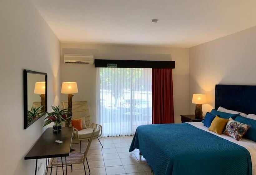 בית מלון כפרי Natural Lodge Cano Negro