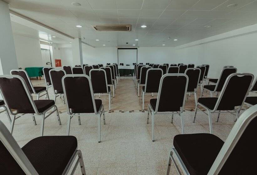 هتل Quinta Dos Cedros