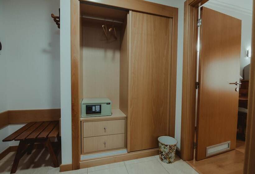 هتل Quinta Dos Cedros