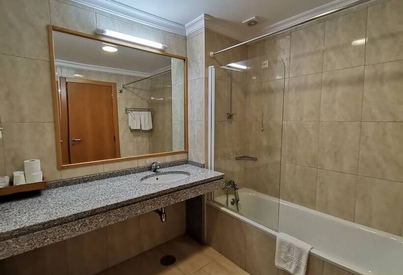 هتل Quinta Dos Cedros