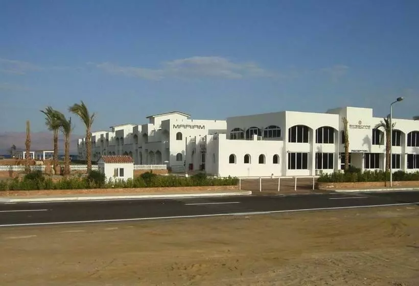 هتل Swisscare Nuweiba Resort