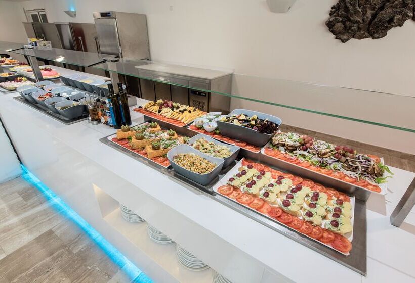 בית מלון כפרי Thb Royal