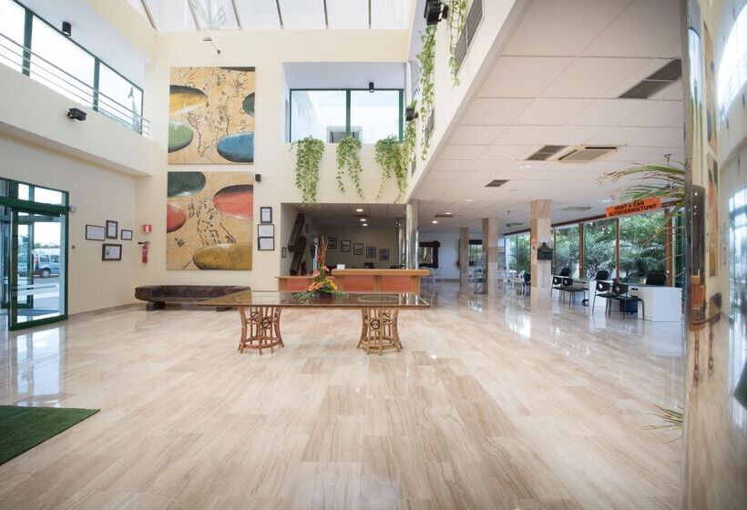 בית מלון כפרי Thb Royal