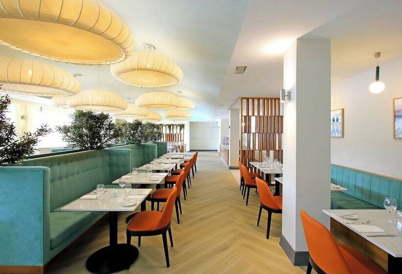 ホテル Waterford Marina