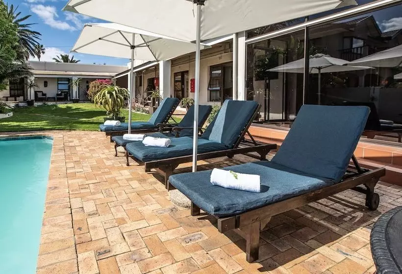 فندق Woodbridge Lodge