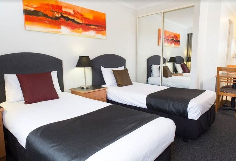 Alpha Hotel Canberra