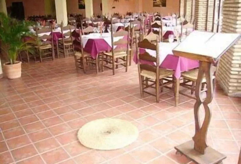 Aparthotel Rural 12 Caños