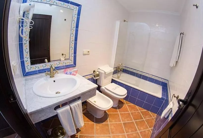 Aparthotel Rural 12 Caños